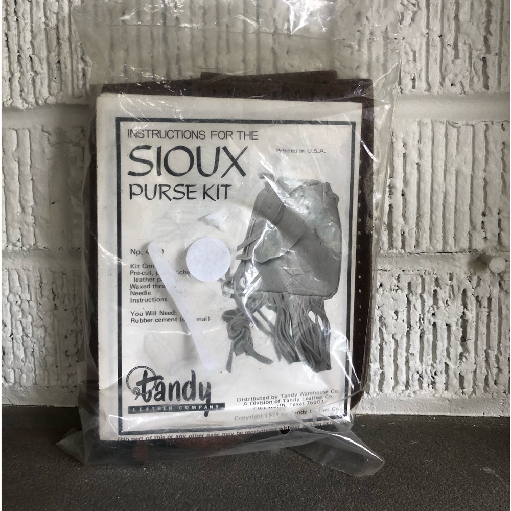Vintage Tandy Sioux leather purse kit.  Unopened.